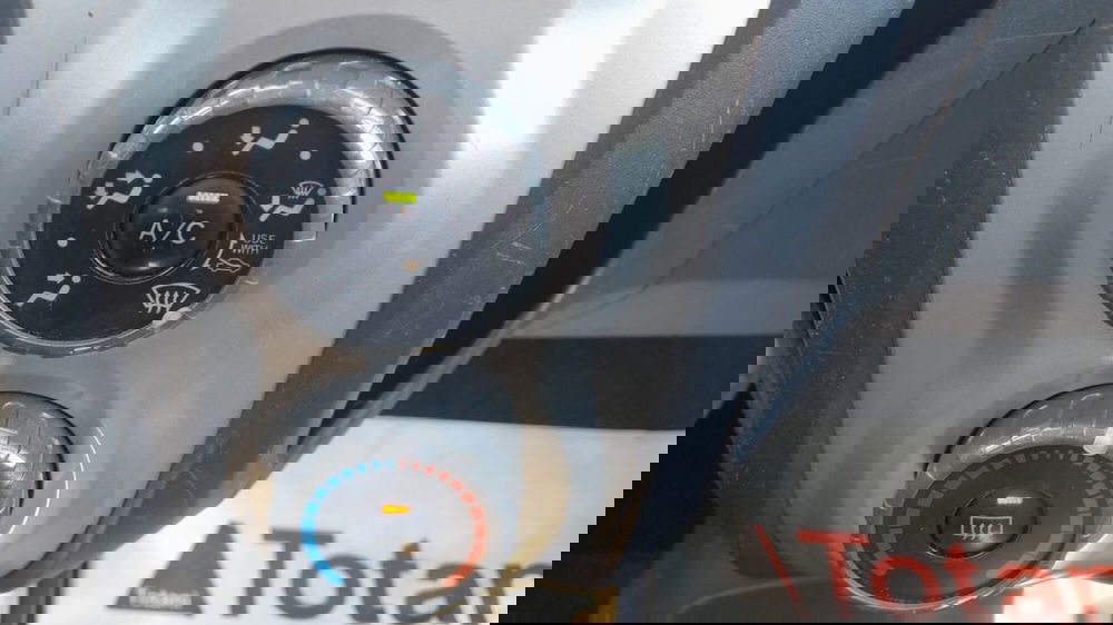 Toyota Yaris usata a L'Aquila (17)