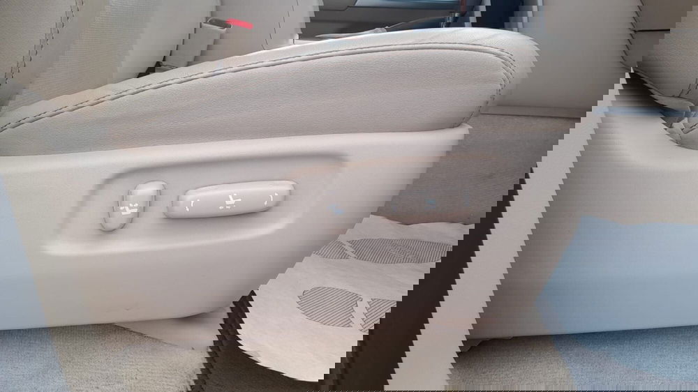 Toyota Land Cruiser V8 usata a L'Aquila (10)