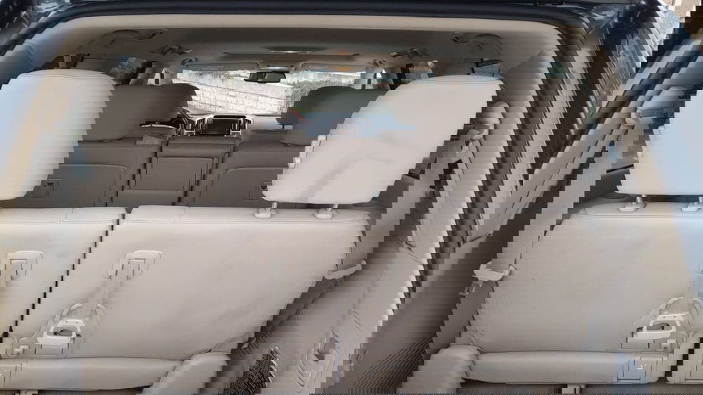 Toyota Land Cruiser V8 usata a L'Aquila (11)