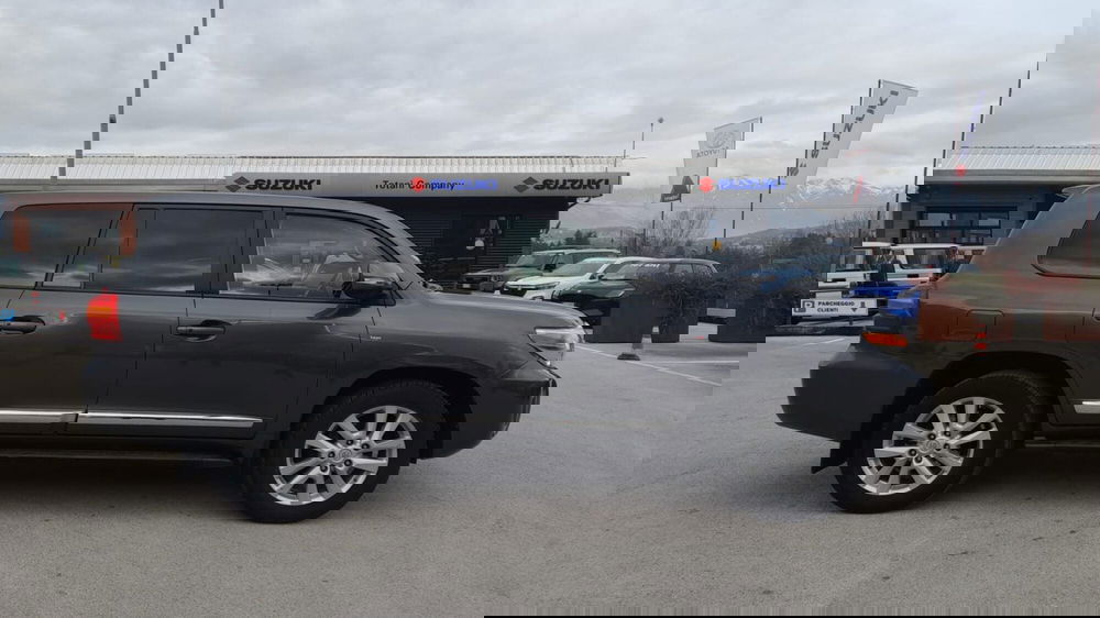 Toyota Land Cruiser V8 usata a L'Aquila (2)