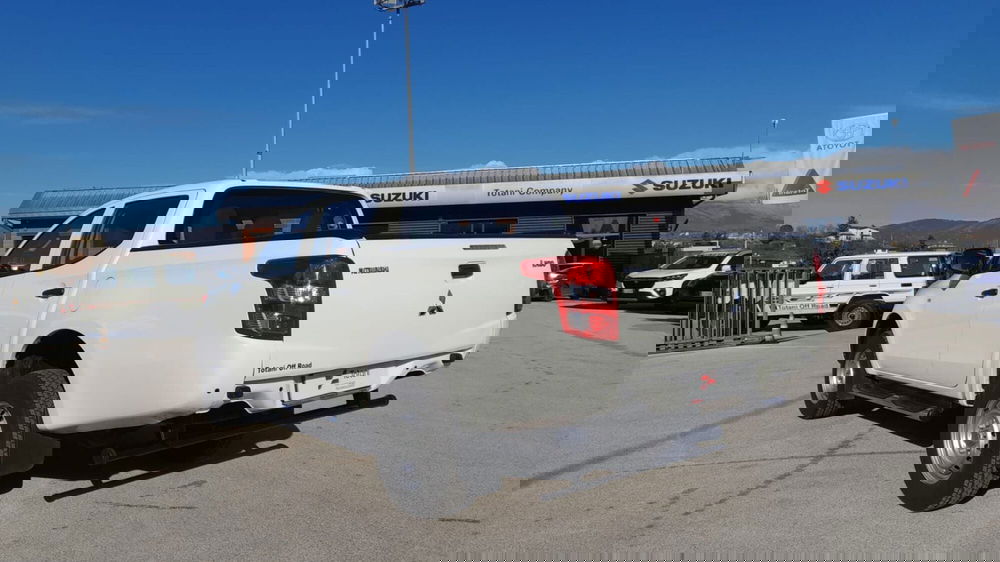 Mitsubishi L200 usata a L'Aquila (15)