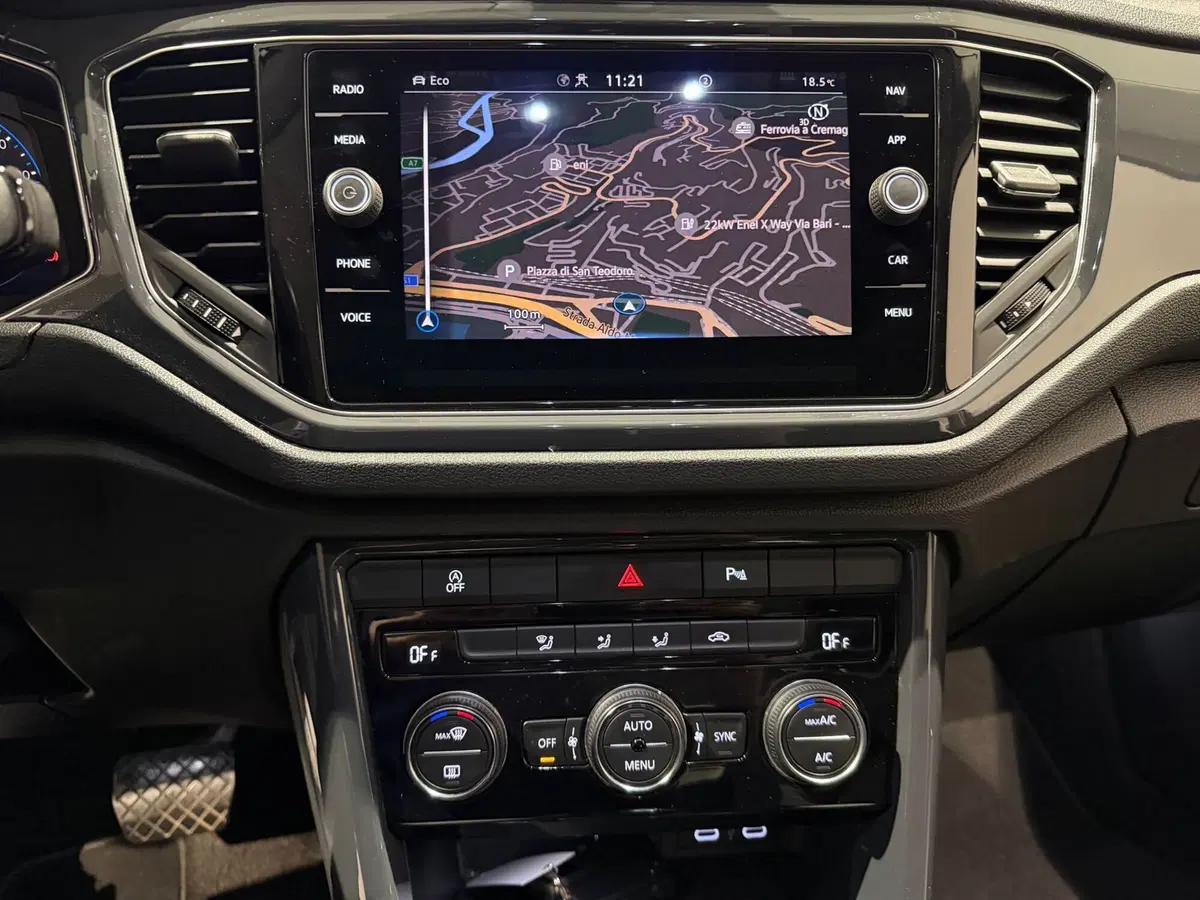 Volkswagen T-Roc usata a Genova (14)