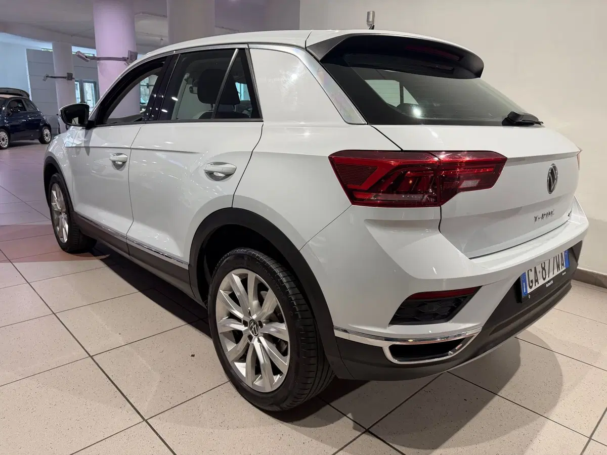 Volkswagen T-Roc usata a Genova (3)