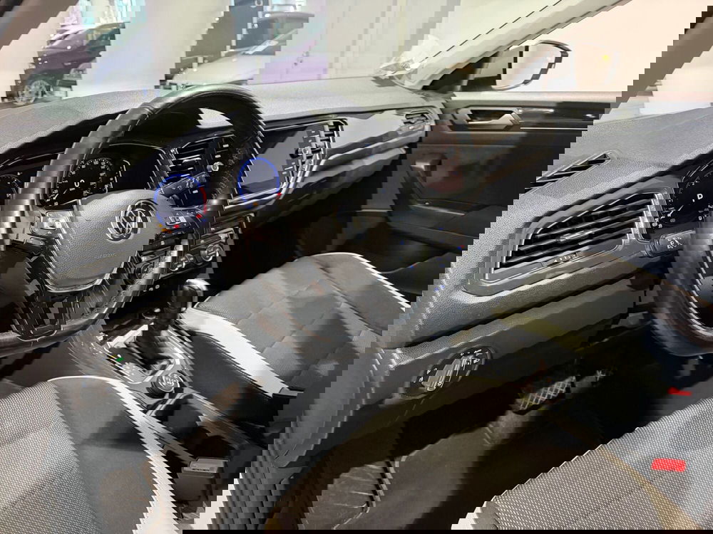 Volkswagen T-Roc usata a Genova (8)