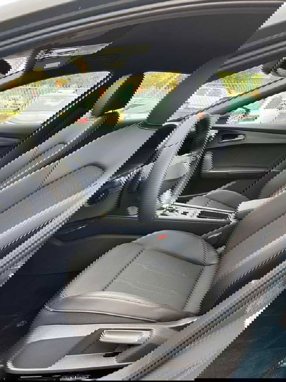 Cupra Formentor nuova a Lecco (5)