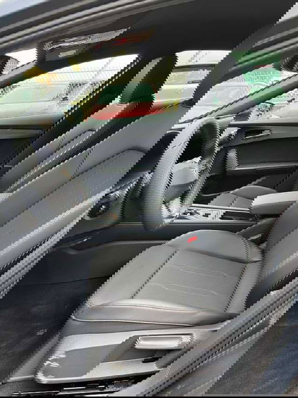 Cupra Formentor nuova a Lecco (8)