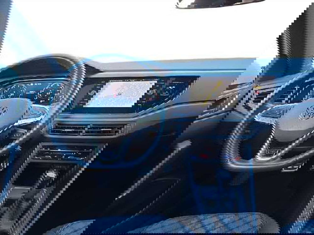 Volkswagen Taigo usata a Lecco (9)