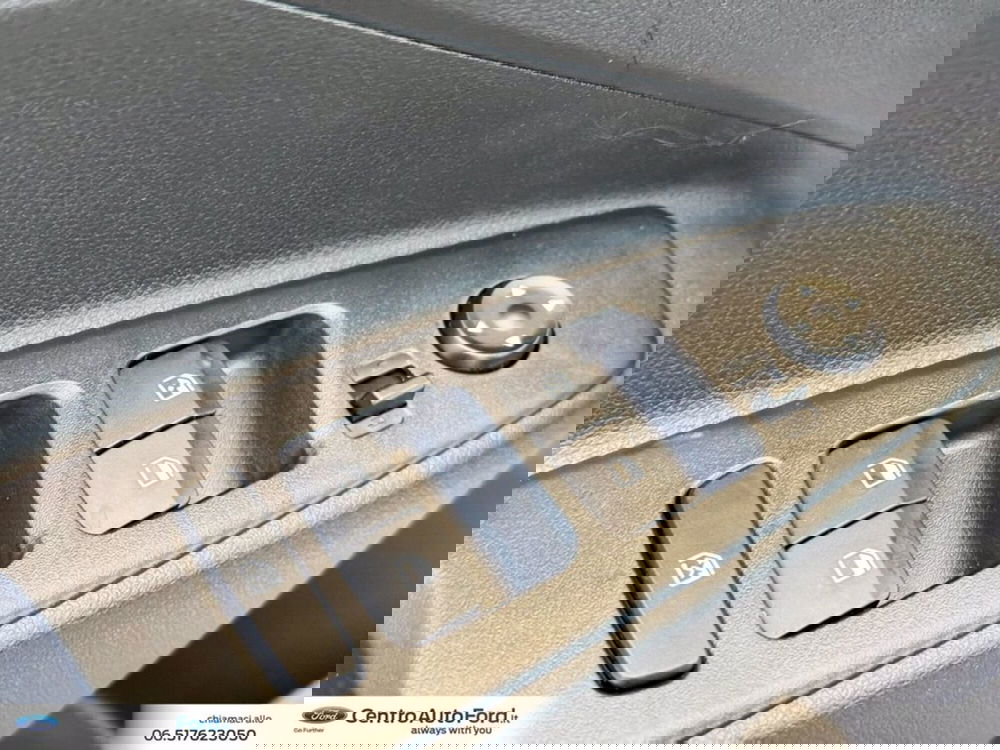 Hyundai i10 nuova a Roma (19)