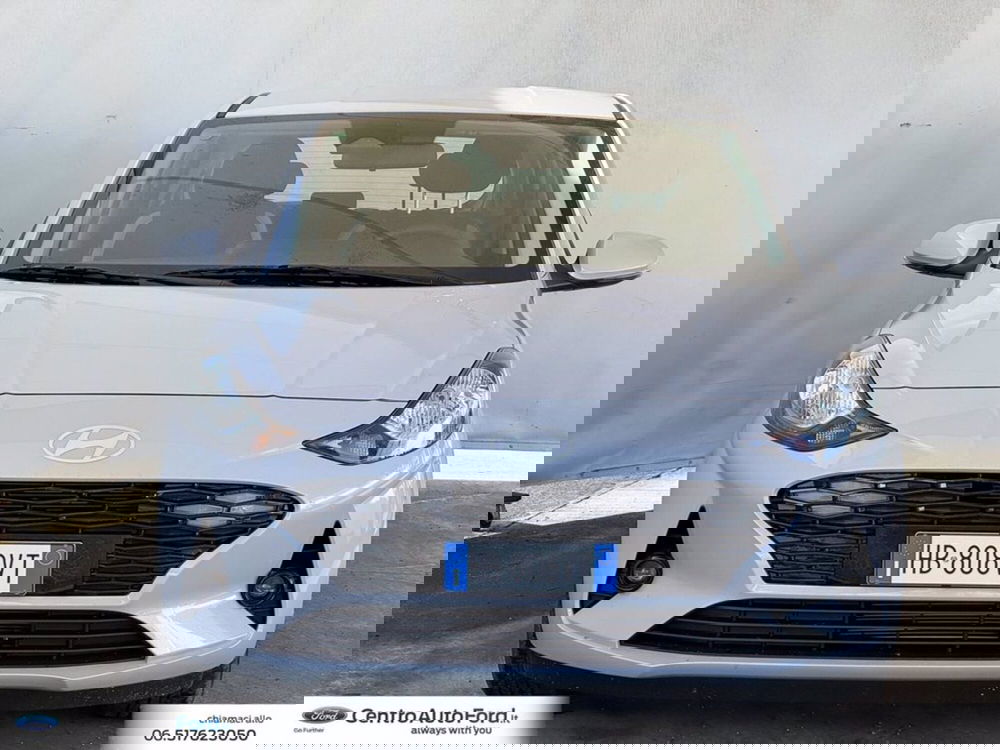 Hyundai i10 nuova a Roma (2)