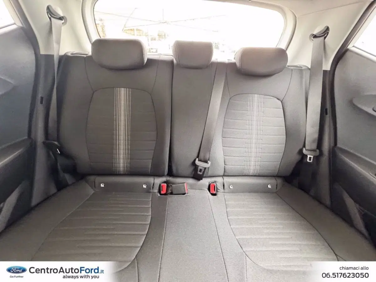 Hyundai i10 nuova a Roma (11)