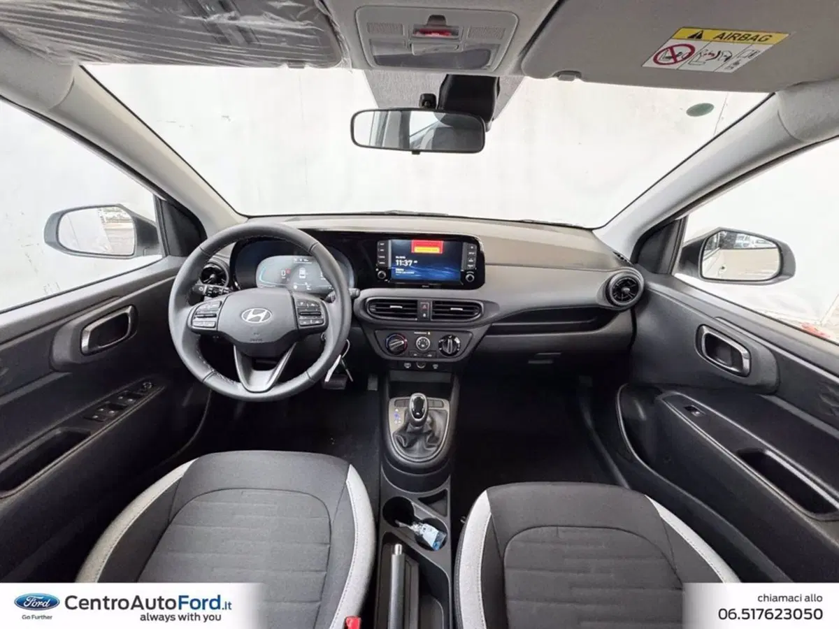Hyundai i10 nuova a Roma (12)