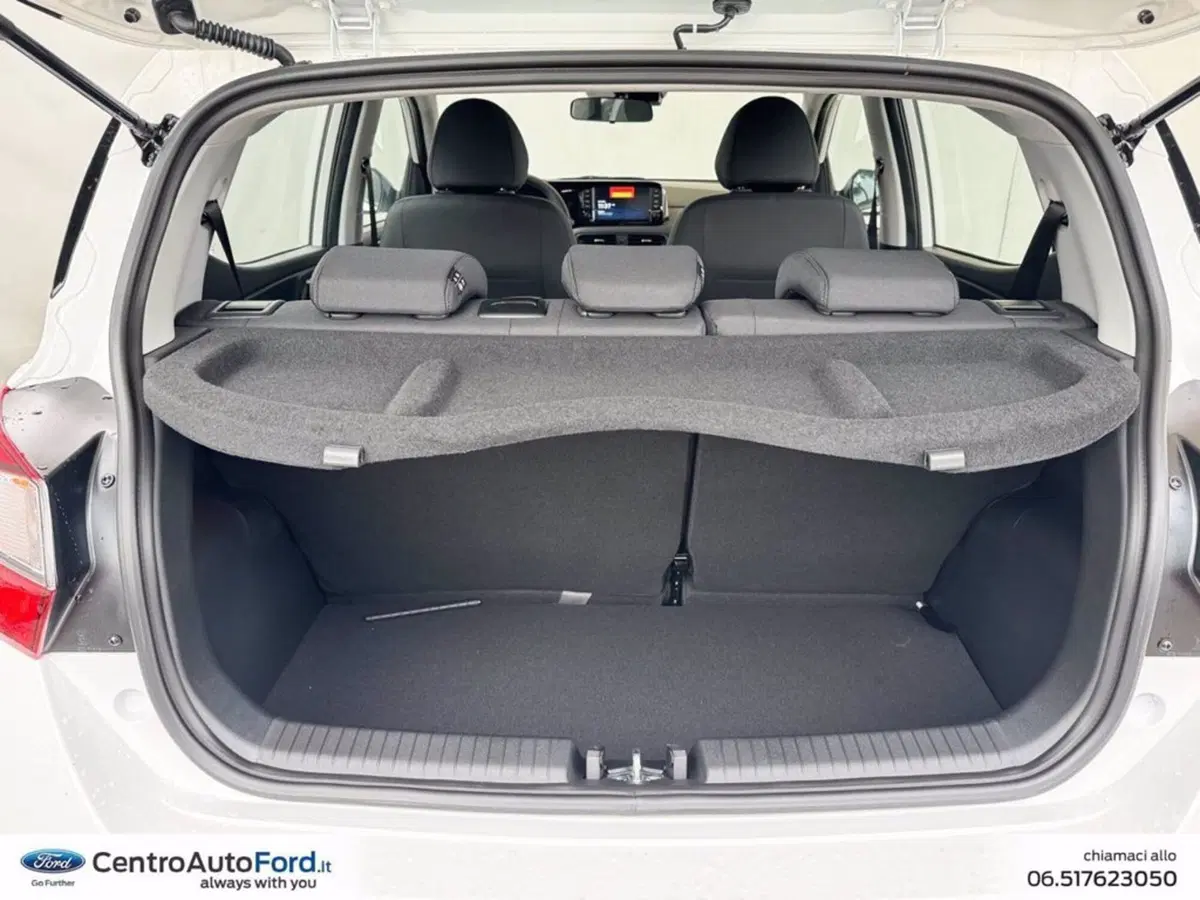 Hyundai i10 nuova a Roma (13)