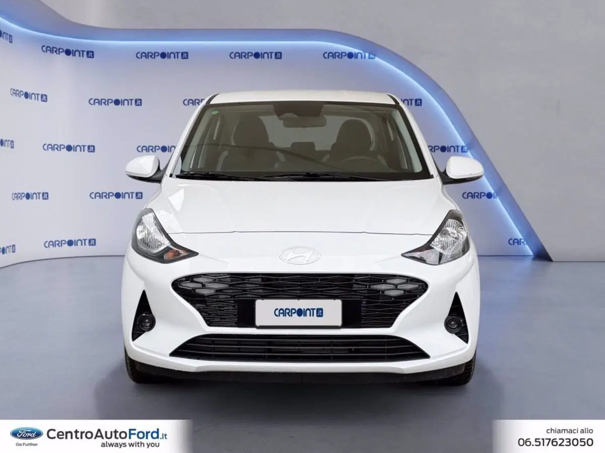 Hyundai i10 nuova a Roma (2)