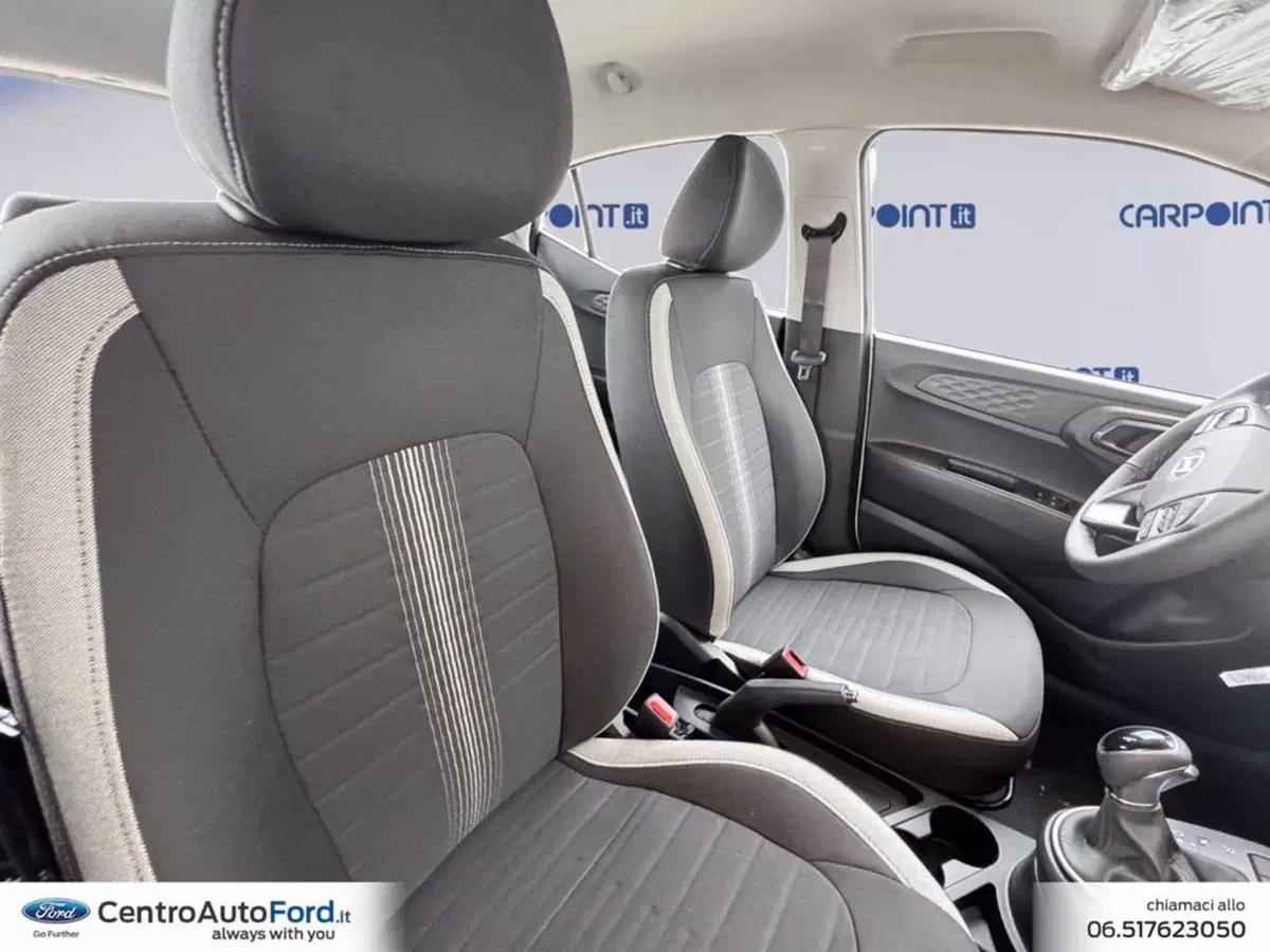 Hyundai i10 nuova a Roma (7)