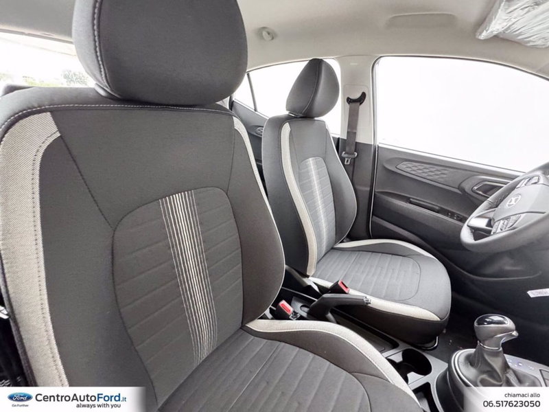 Hyundai i10 nuova a Roma (7)