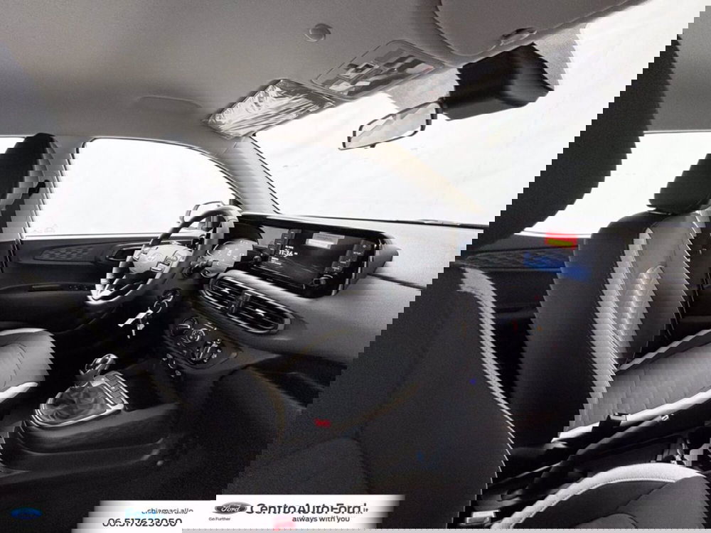 Hyundai i10 nuova a Roma (8)