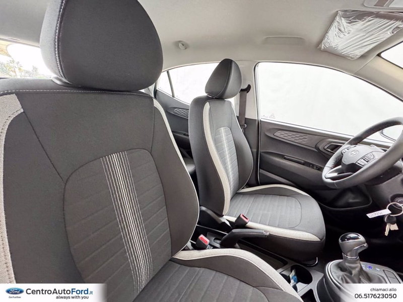 Hyundai i10 nuova a Roma (9)