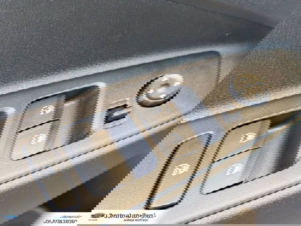 Hyundai i10 nuova a Roma (19)