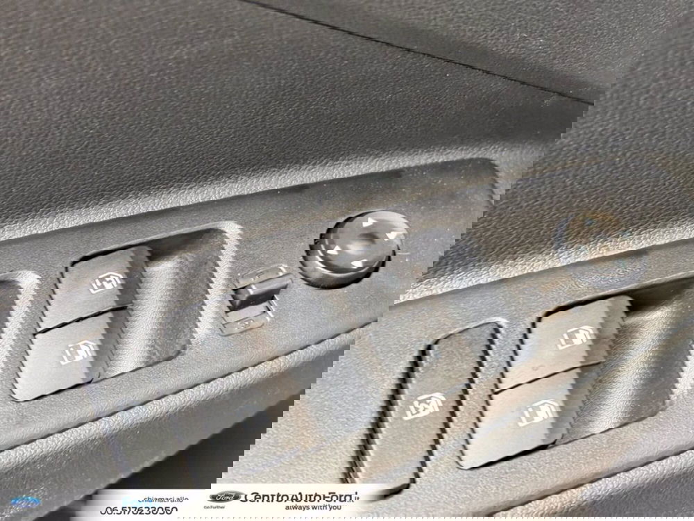 Hyundai i10 nuova a Roma (19)