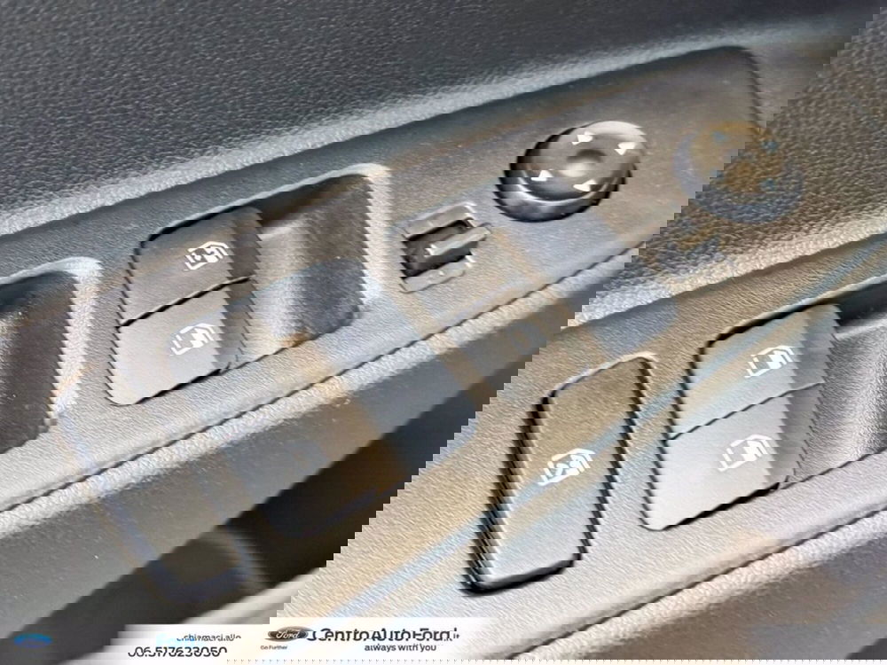 Hyundai i10 nuova a Roma (19)