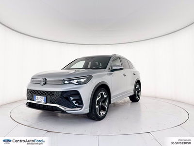Volkswagen Tiguan Allspace 2.0 tdi R-Line 150cv dsg del 2024 usata a Albano Laziale