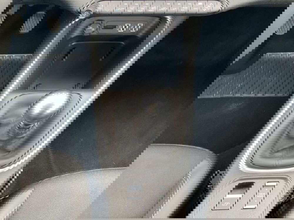 Jeep Avenger usata a Milano (15)