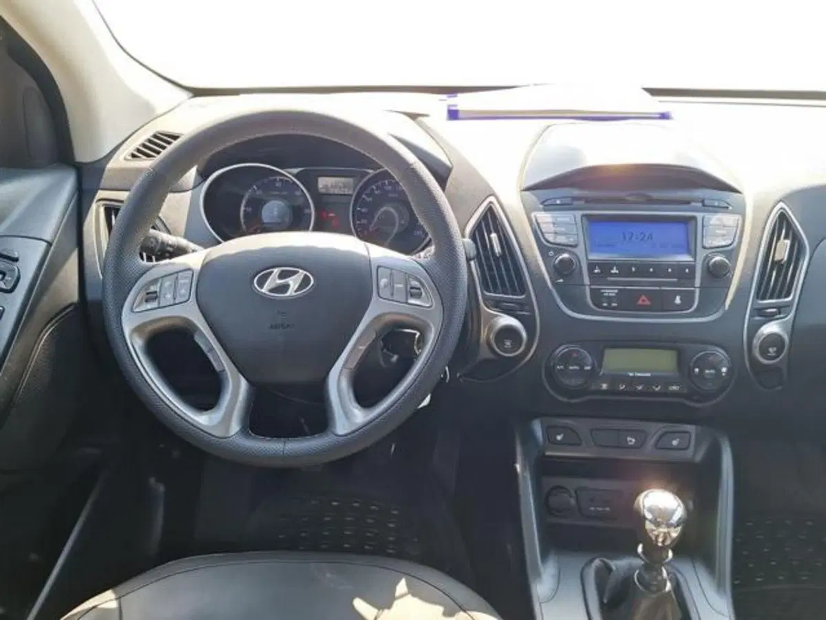 Hyundai ix35 usata a Salerno (10)