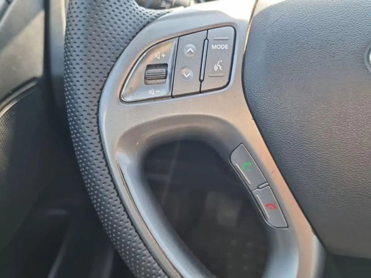 Hyundai ix35 usata a Salerno (20)