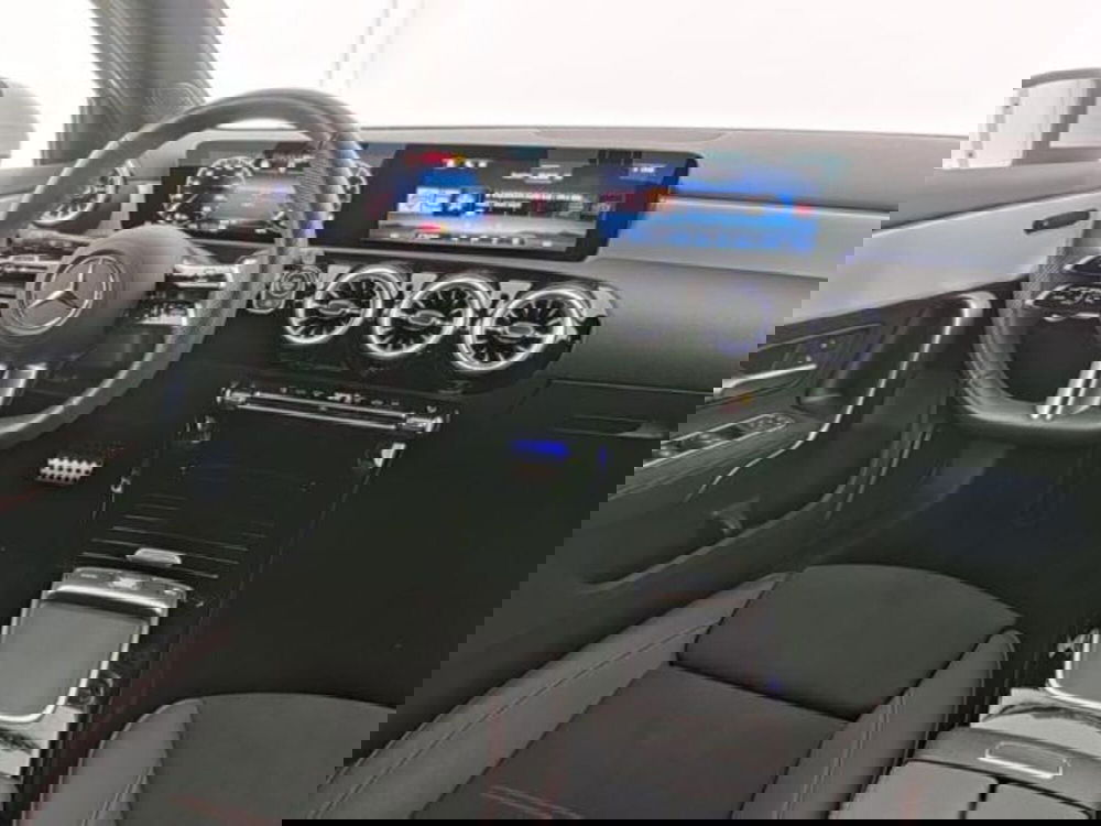 Mercedes-Benz Classe A usata a Milano (7)