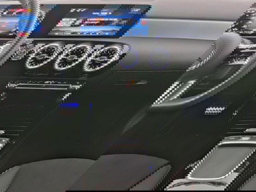 Mercedes-Benz Classe A usata a Milano (6)