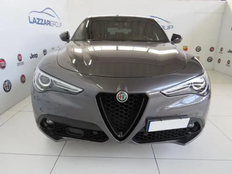 Alfa Romeo Stelvio usata a Lodi (2)