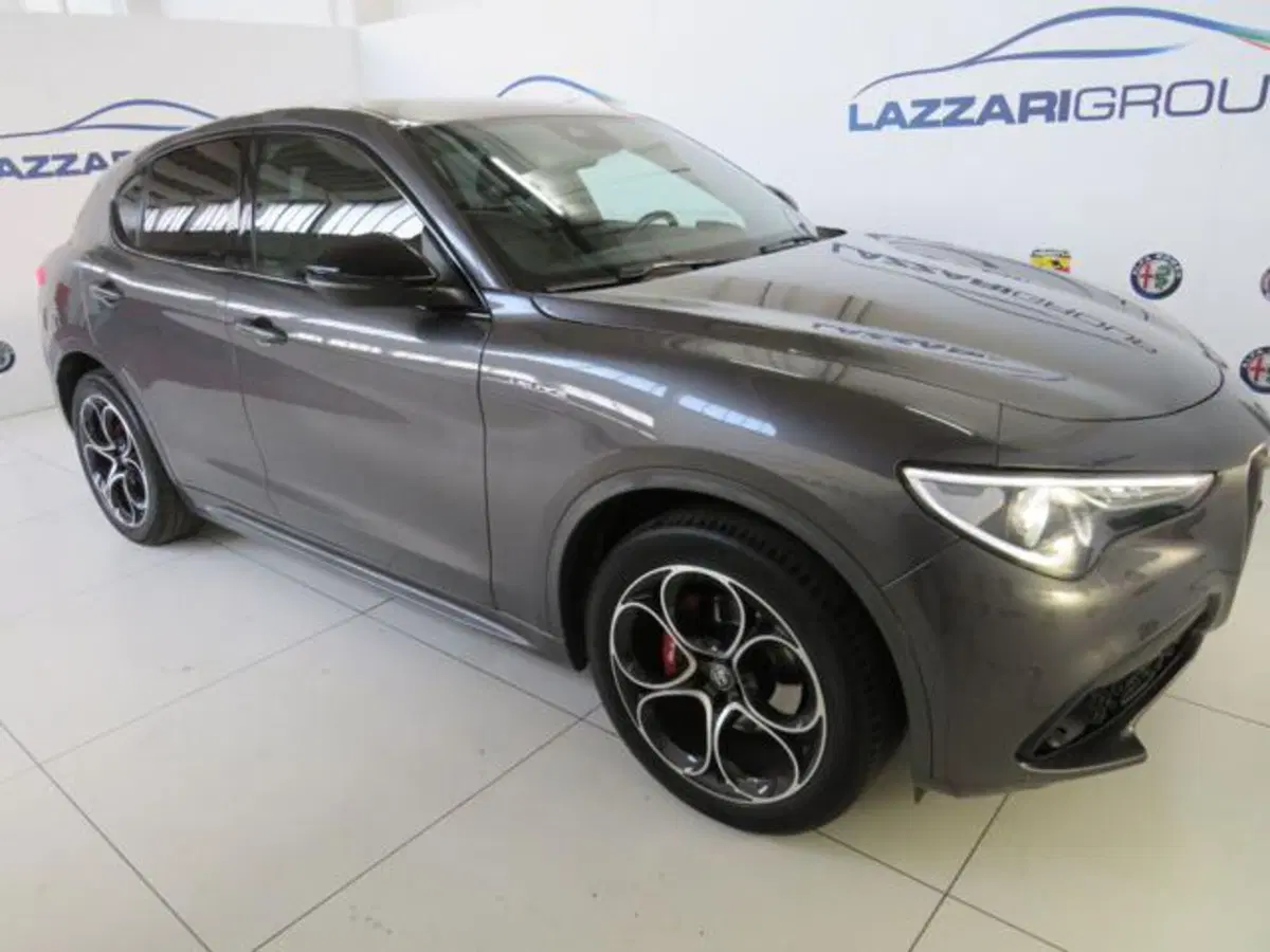 Alfa Romeo Stelvio usata a Lodi (5)