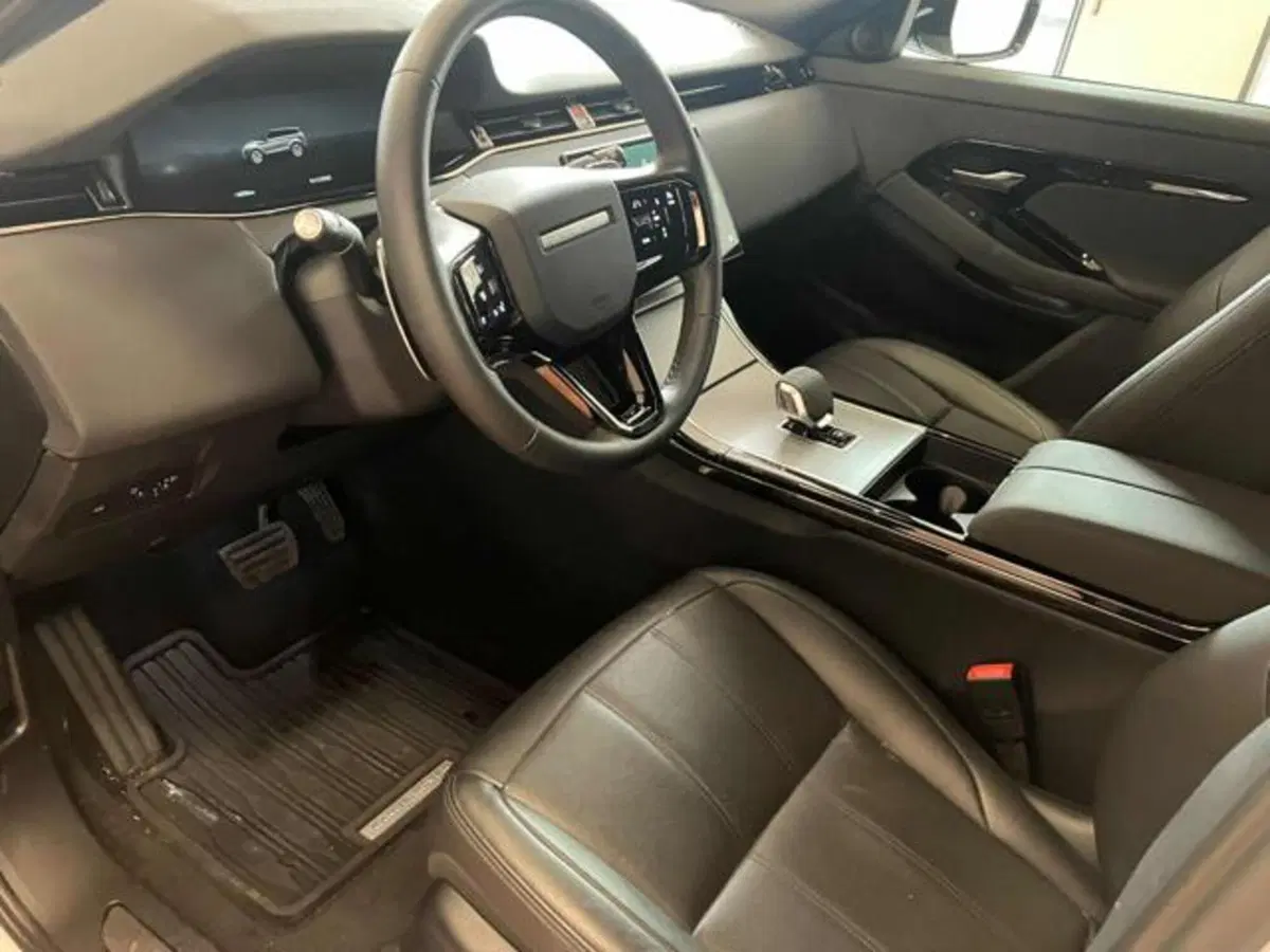 Land Rover Range Rover Evoque usata a Lucca (5)