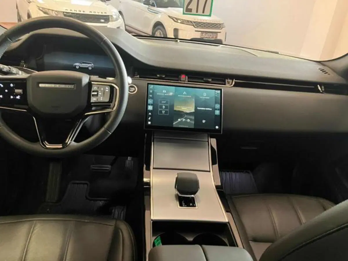 Land Rover Range Rover Evoque usata a Lucca (8)