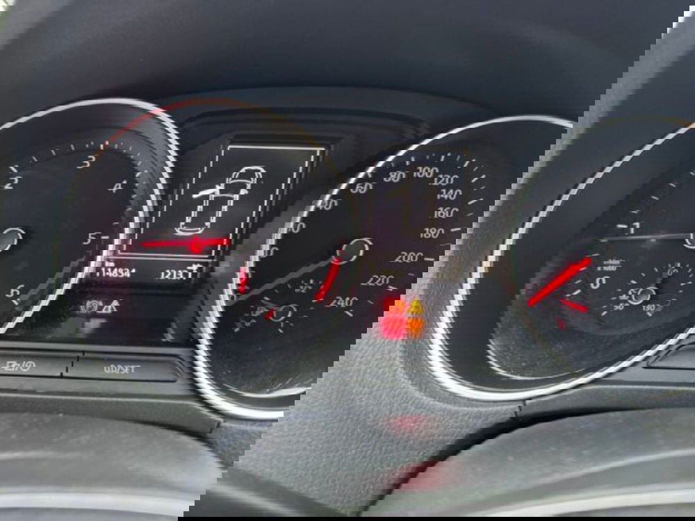 Volkswagen Polo usata a Macerata (12)