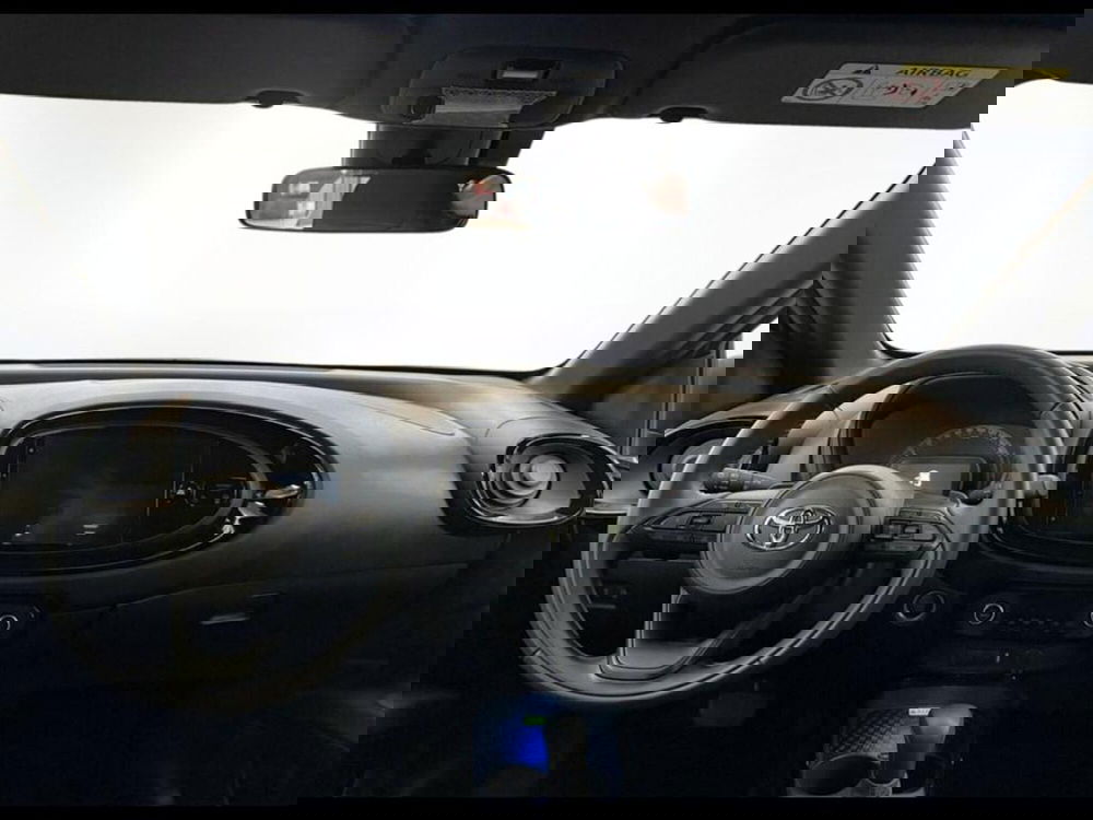 Toyota Aygo X usata a Monza e Brianza (9)