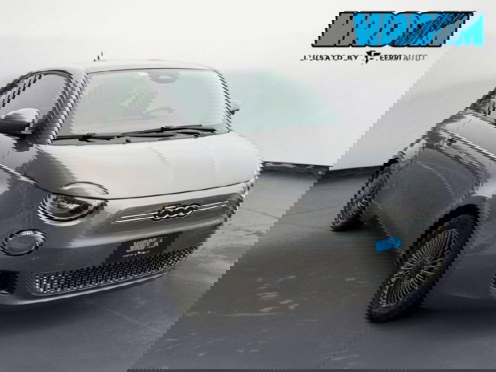 Fiat 500e Cabrio usata a Treviso (3)