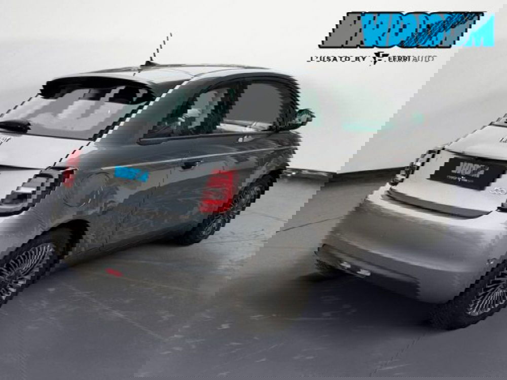 Fiat 500e Cabrio usata a Treviso (6)