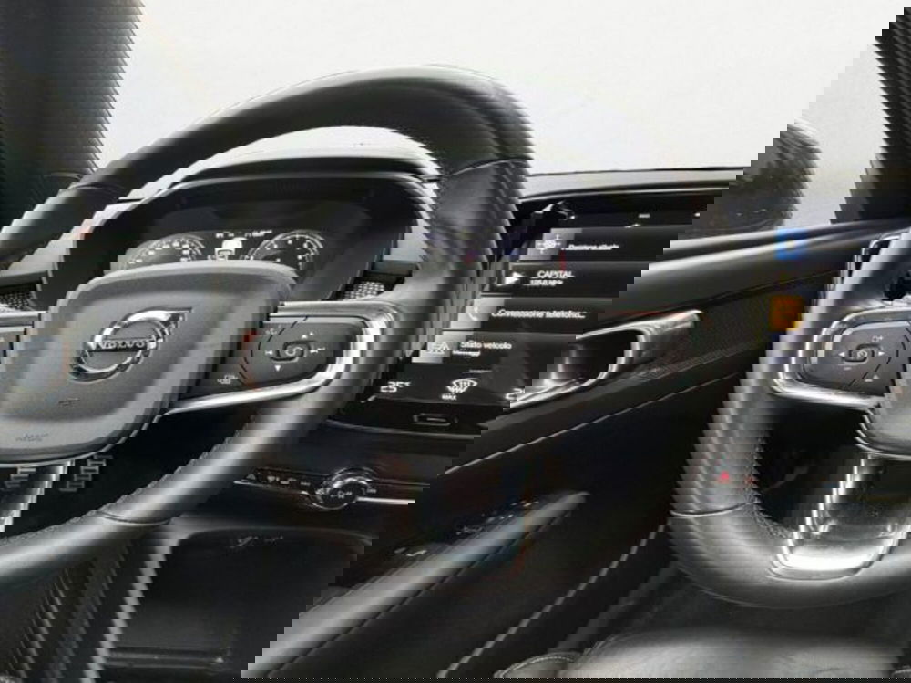 Volvo XC40 usata a Treviso (12)