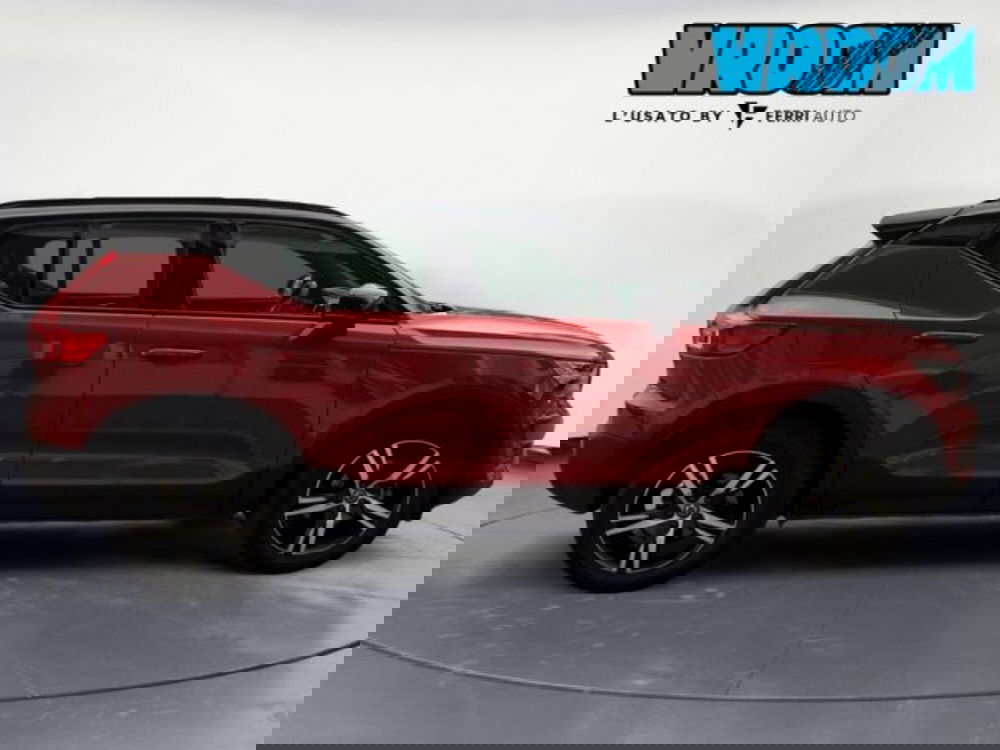 Volvo XC40 usata a Treviso (4)