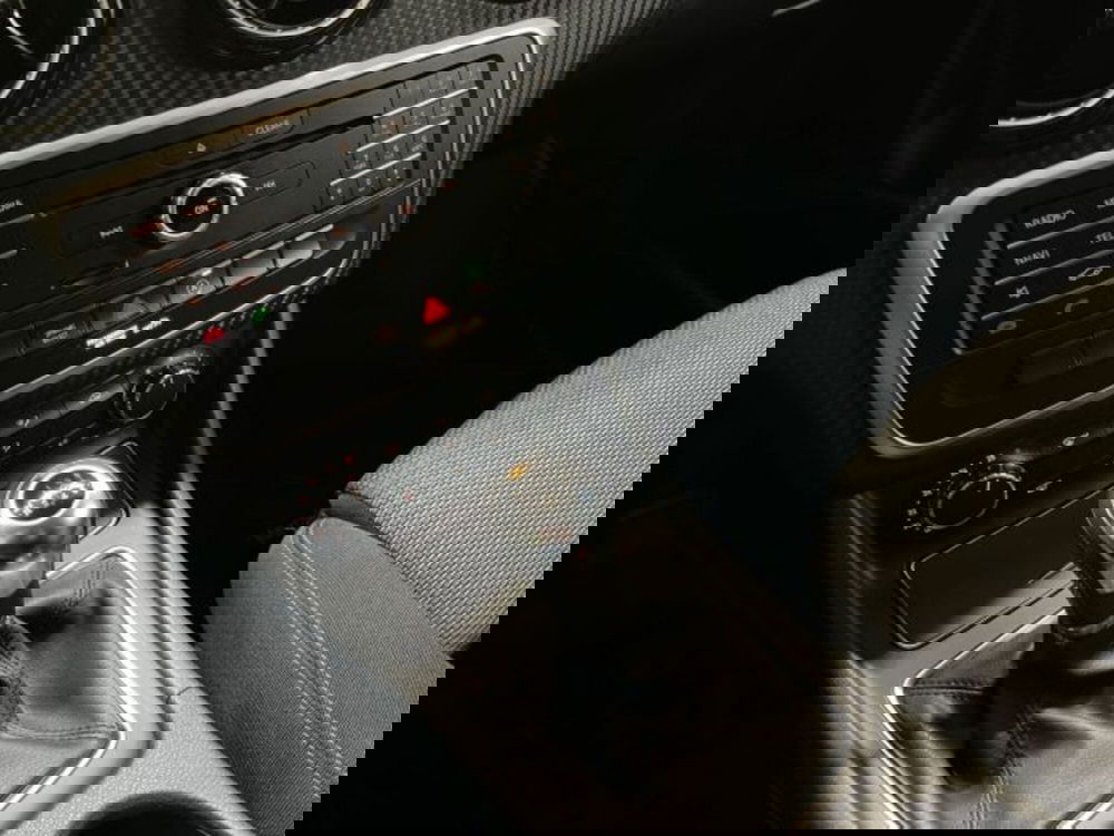 Mercedes-Benz GLA SUV usata a Verona (14)