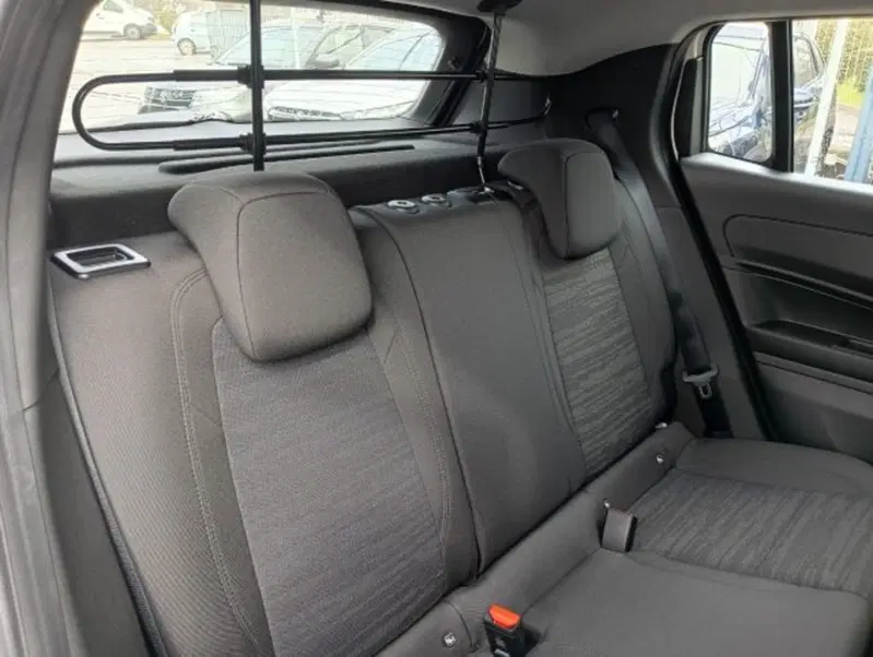 Jeep Avenger nuova a Brescia (15)