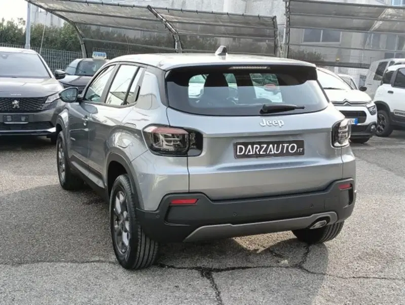 Jeep Avenger nuova a Brescia (5)