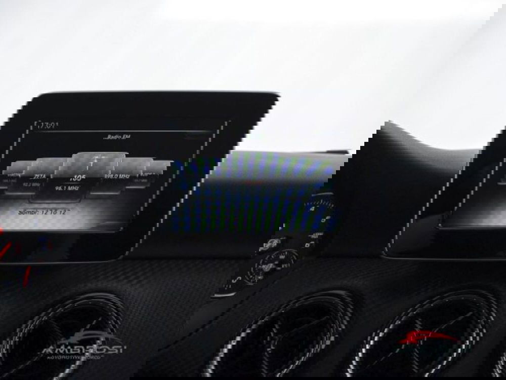 Mercedes-Benz GLA SUV usata a Perugia (14)