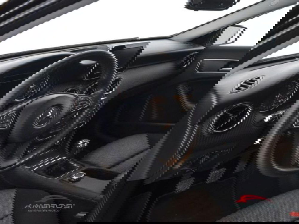 Mercedes-Benz GLA SUV usata a Perugia (8)