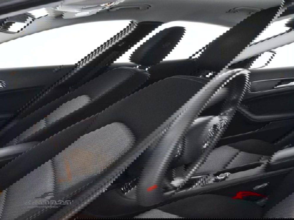 Mercedes-Benz GLA SUV usata a Perugia (9)