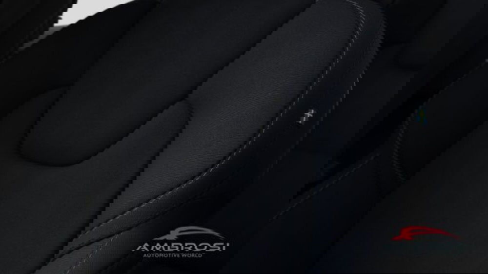 Volvo XC60 nuova a Perugia (11)