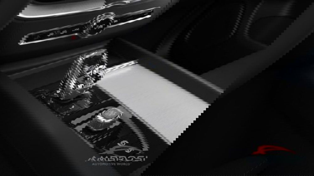 Volvo XC60 nuova a Perugia (15)