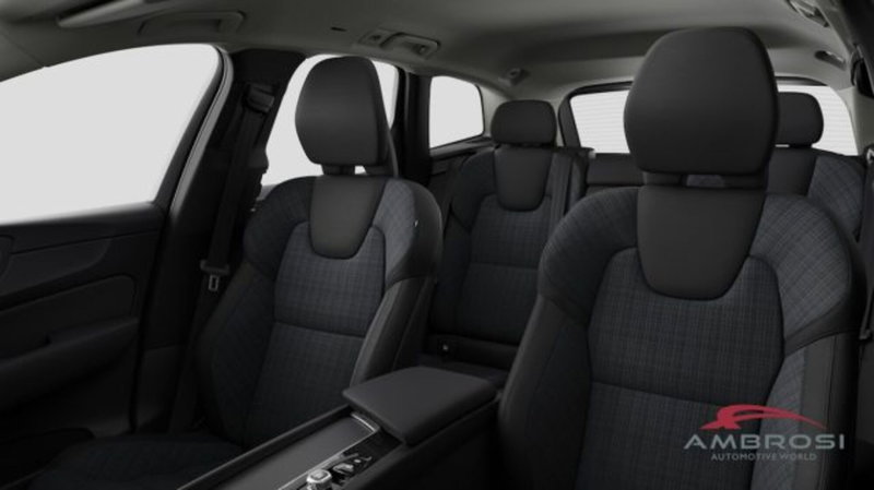 Volvo XC60 nuova a Perugia (12)