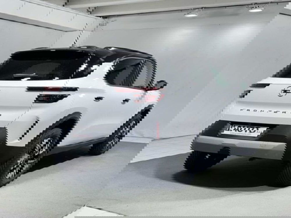 Opel Frontera nuova a Sondrio (4)